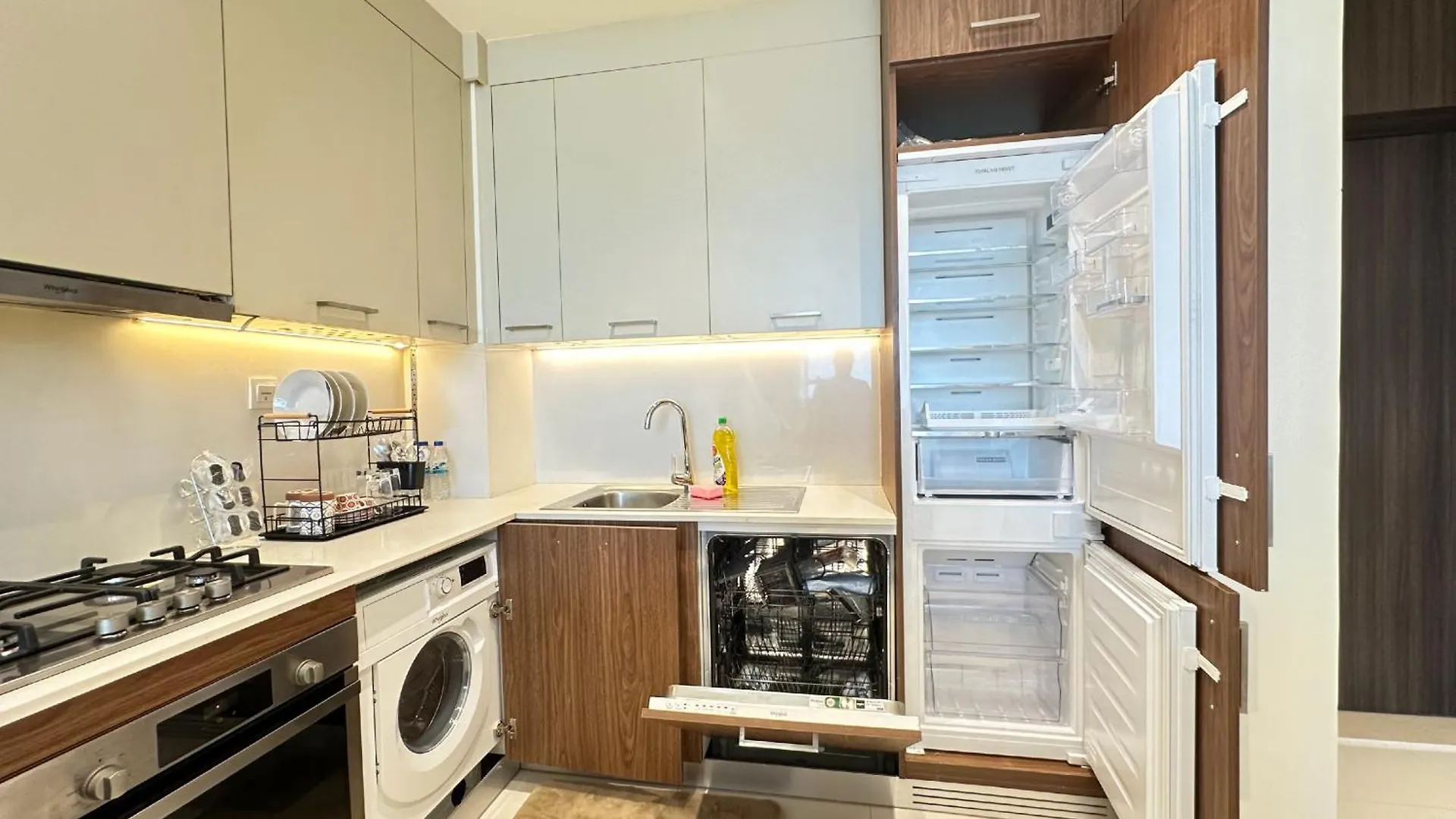 Elegant 1-Bedroom Apartment In Dubai Silicon Oasis - By Alphatel Vacations