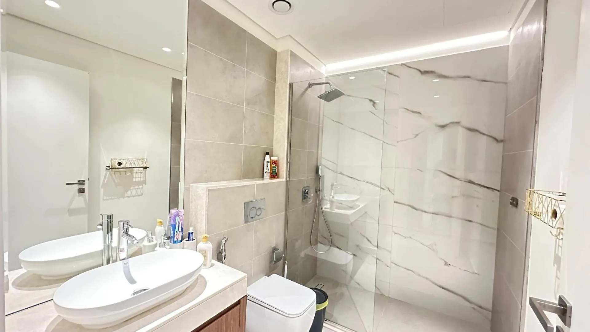 Elegant 1-Bedroom Apartment In Dubai Silicon Oasis - By Alphatel Vacations